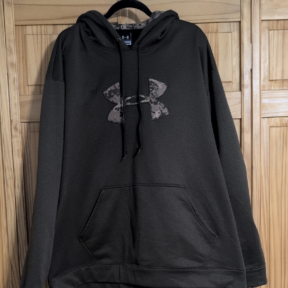 Under Armour Men's Dark Brown Hoodie